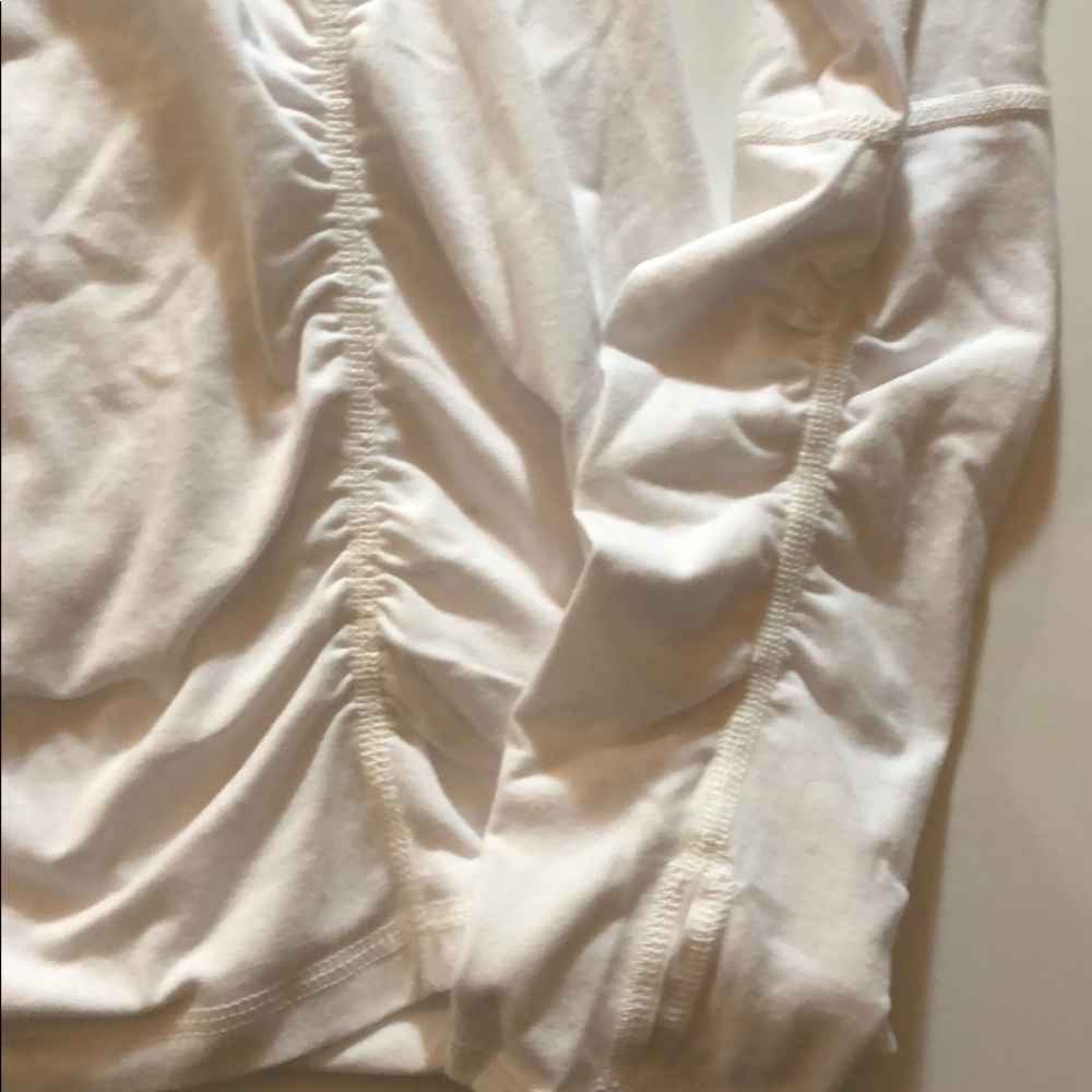 Zella white long sleeve - Picture 3 of 3
